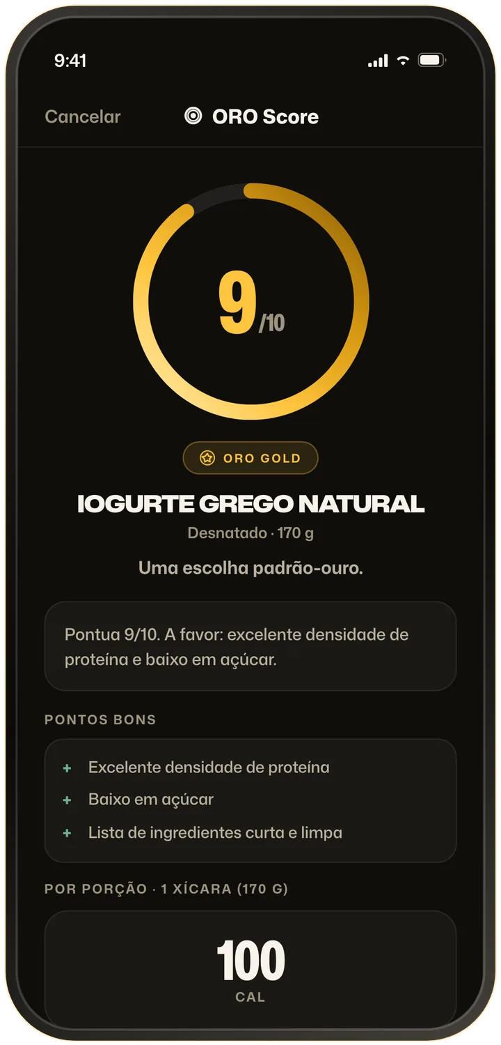 Tela do ORO Score dando nota 9 de 10 ao Iogurte Grego Natural, com o selo ORO Gold, os pontos bons e a nutrição por porção.